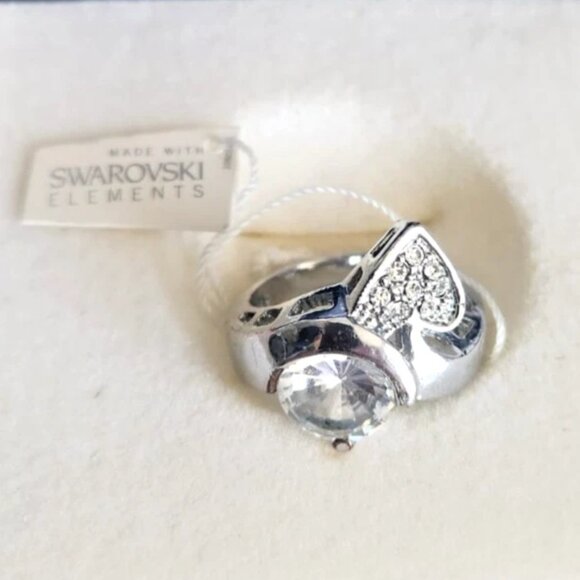 ✨Luxe Made with SWAROVSKI Clear Crystals White Rhodium Heart Modern Style Ring 7 - Picture 6 of 8